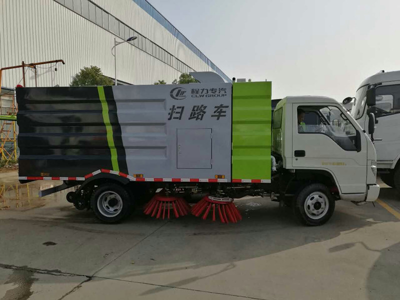 福田5方不上戶掃路車