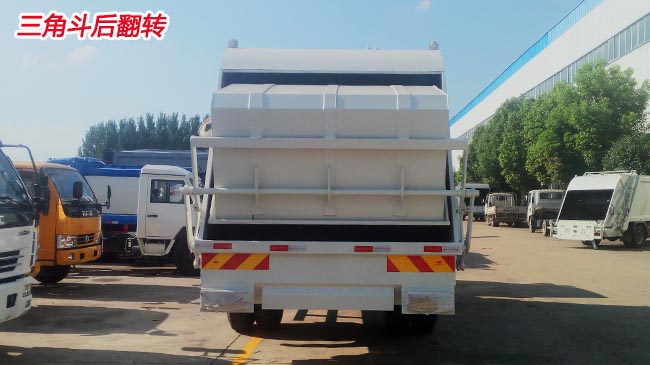 12方東風壓縮式垃圾車-12方東風D193壓縮式垃圾車