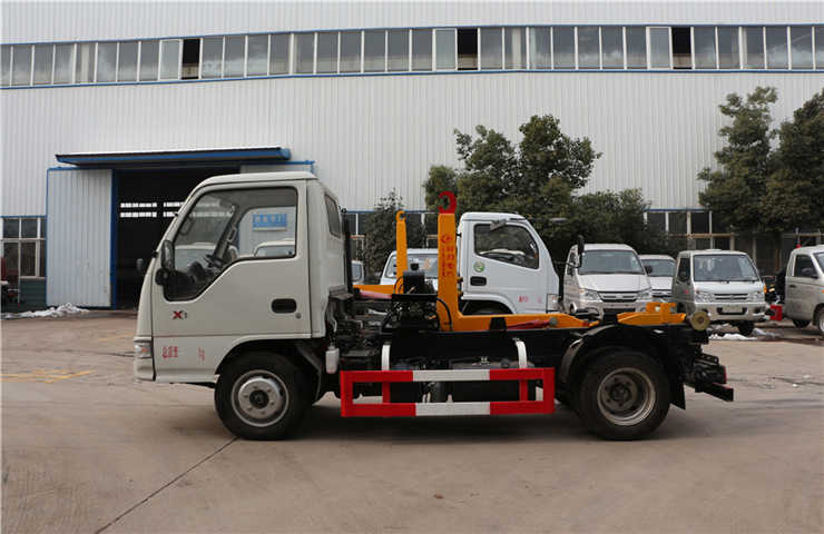 江淮康鈴3方鉤臂式垃圾車(chē)-3方鉤臂式垃圾車(chē)