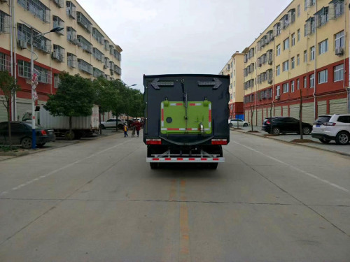 程力威牌CLW5120TXS6型洗掃車-東風(fēng)10噸洗掃車價(jià)格報(bào)價(jià)-湖北程力