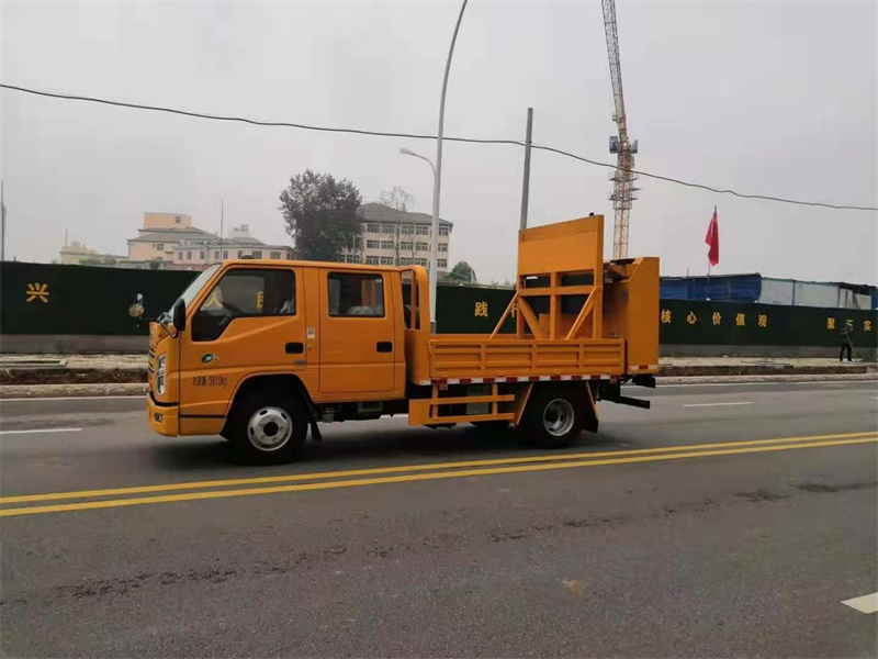 江鈴高速防撞緩沖車-防撞緩沖車價格-防撞緩沖車廠家直銷