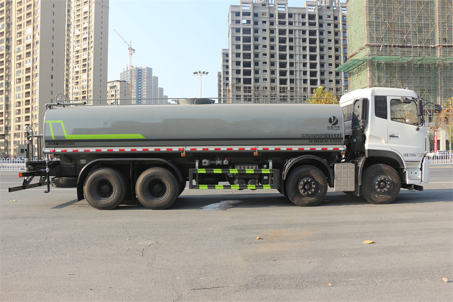 東風(fēng)高端25方灑水車-東風(fēng)25噸灑水車產(chǎn)品介紹-湖北盈通
