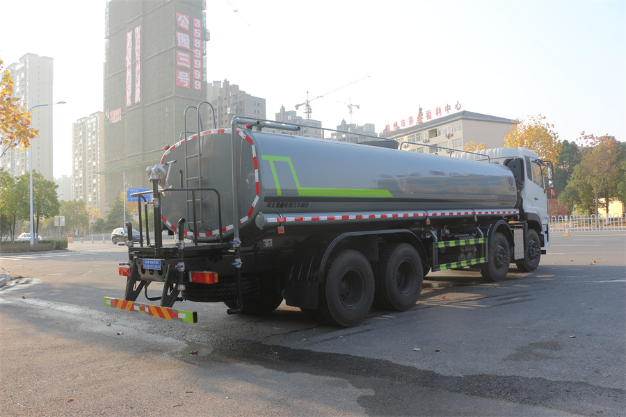 東風(fēng)高端25方灑水車-東風(fēng)25噸灑水車產(chǎn)品介紹-湖北盈通