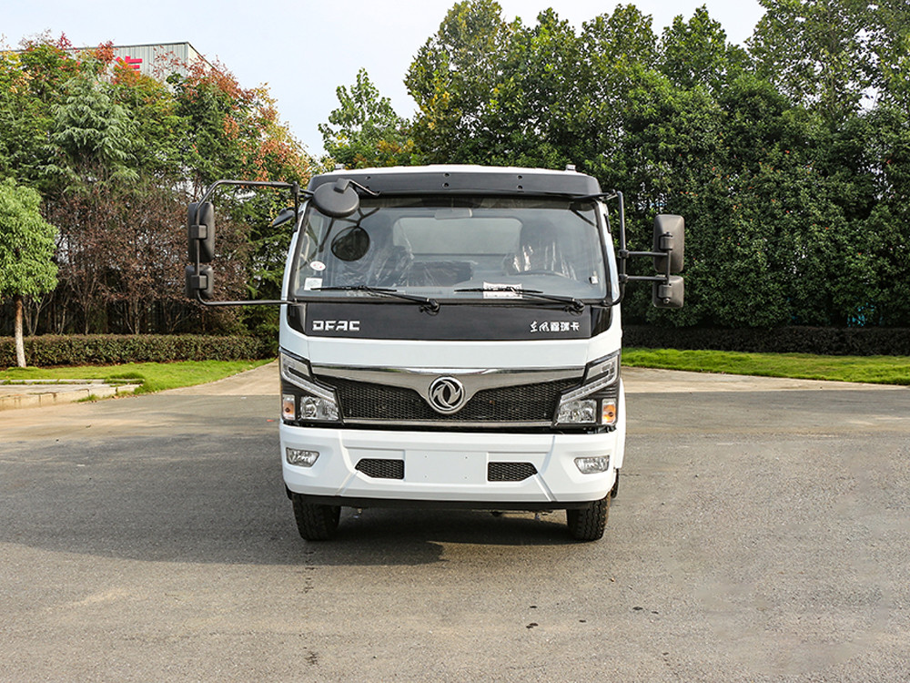 東風(fēng)福瑞卡霧炮9方灑水車-東風(fēng)9方灑水車價(jià)格報(bào)價(jià)-湖北盈通